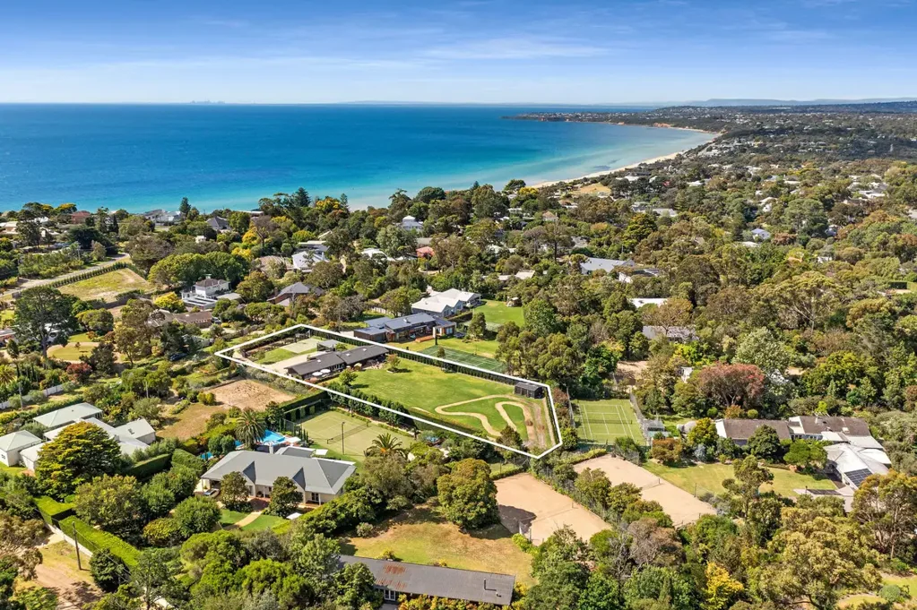 11 - 13 Leggatt Crescent, Mount Martha, VIC 3934