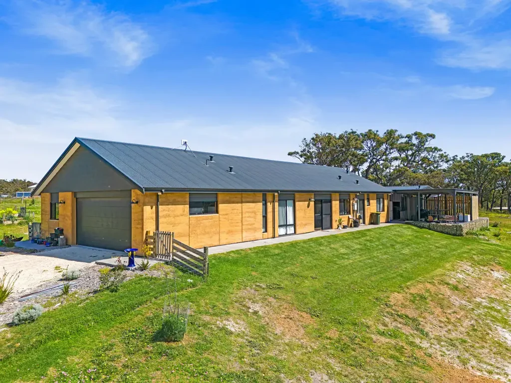 1 Hobbs Close, Kalgan, WA 6330