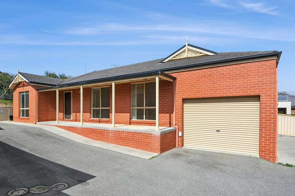 Kangaroo Flat 3 Bedroom Well Maintained Home Ideal for First Home Buyers or Investors