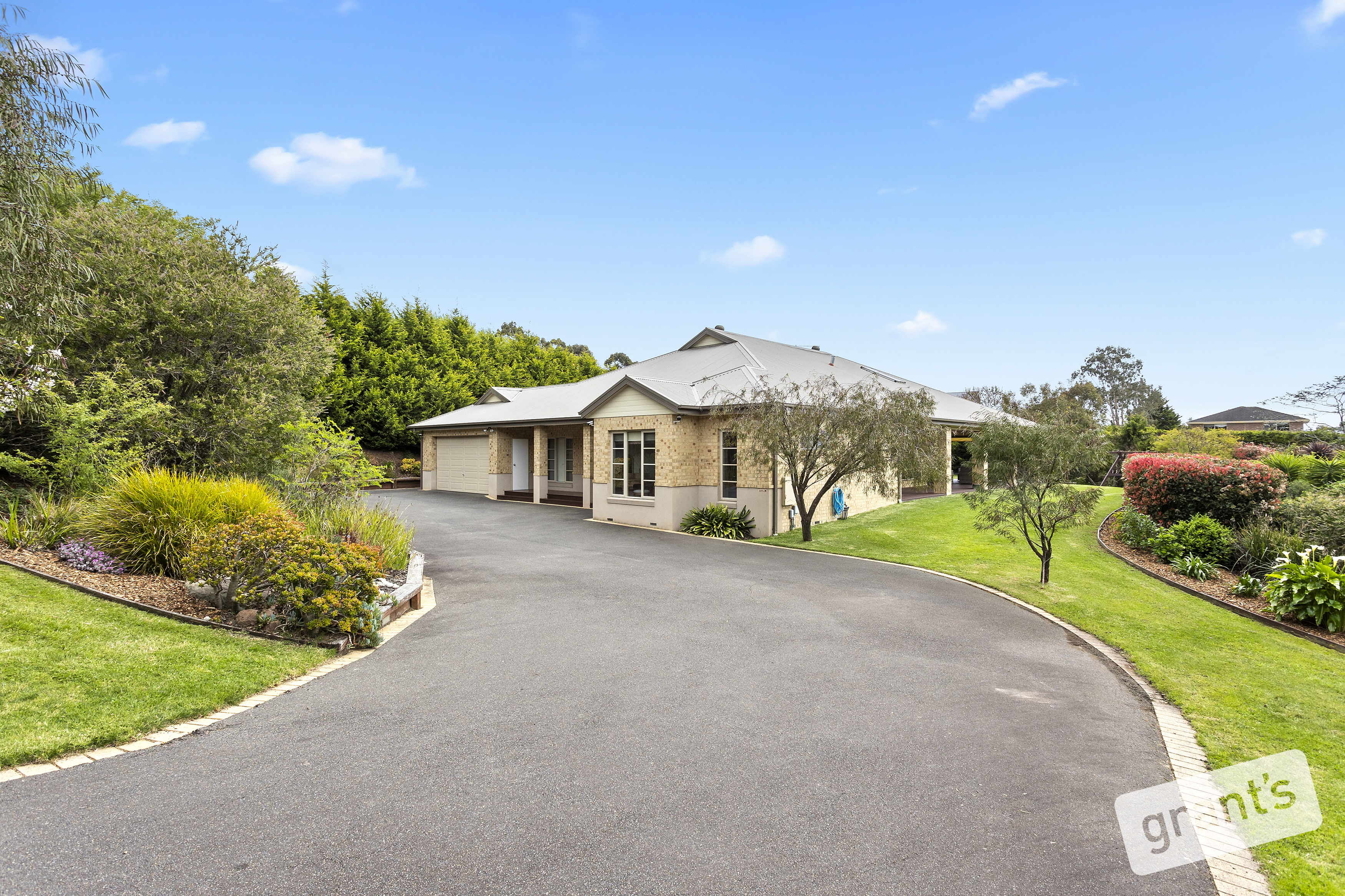 117 CRAWLEY RD, NARRE WARREN NORTH VIC 3804, 0 habitaciones, 0 baños, House