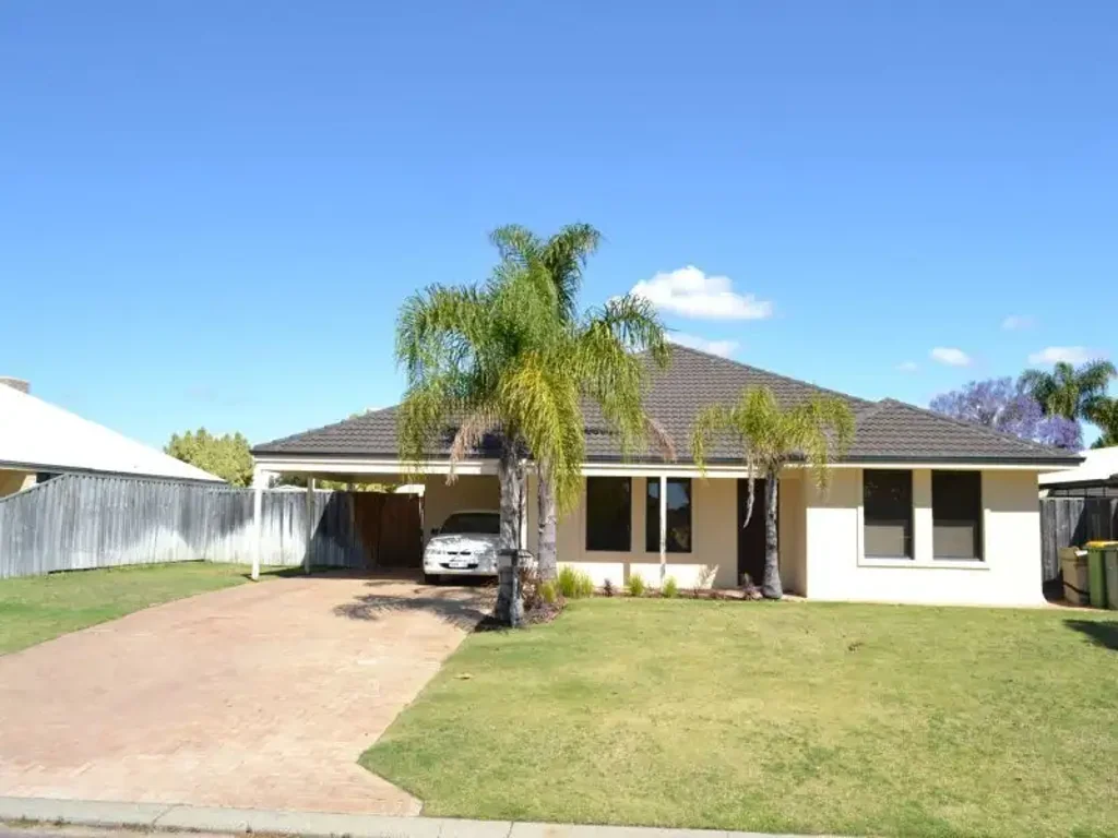 SPACIUS FAMILY HOME