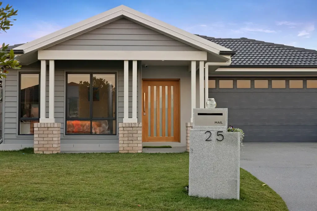 Burpengary East 5ਬੈੱਡਰੂਮ THE OFFER: Exceptional Family Living with Dream Outdoor Entertaining