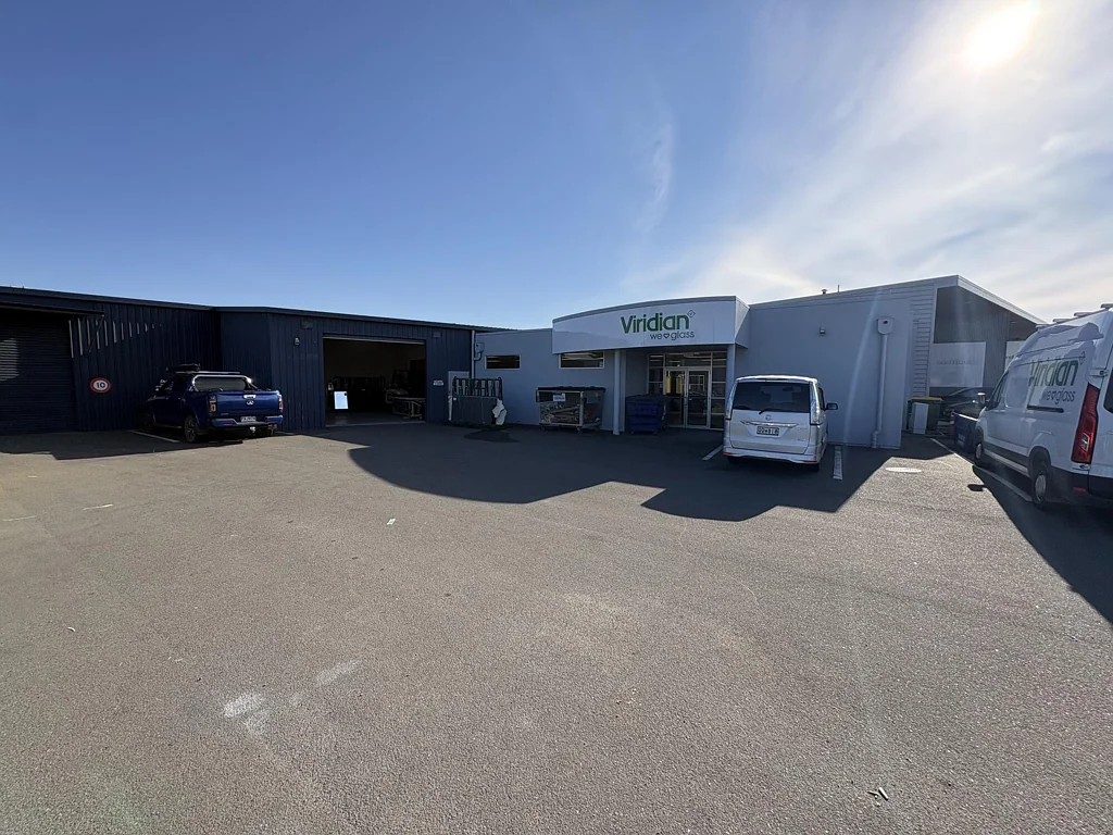 Onekawa 124 Taradale Road - Warehouse for lease