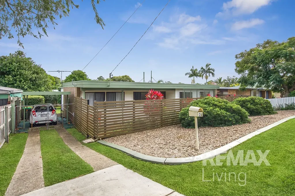 Redcliffe 3部屋 COASTAL CUL-DE-SAC WITH 3 LARGE LIVING AREAS + SIDE ACCESS