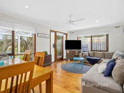 222 Eastbourne Road, Rosebud