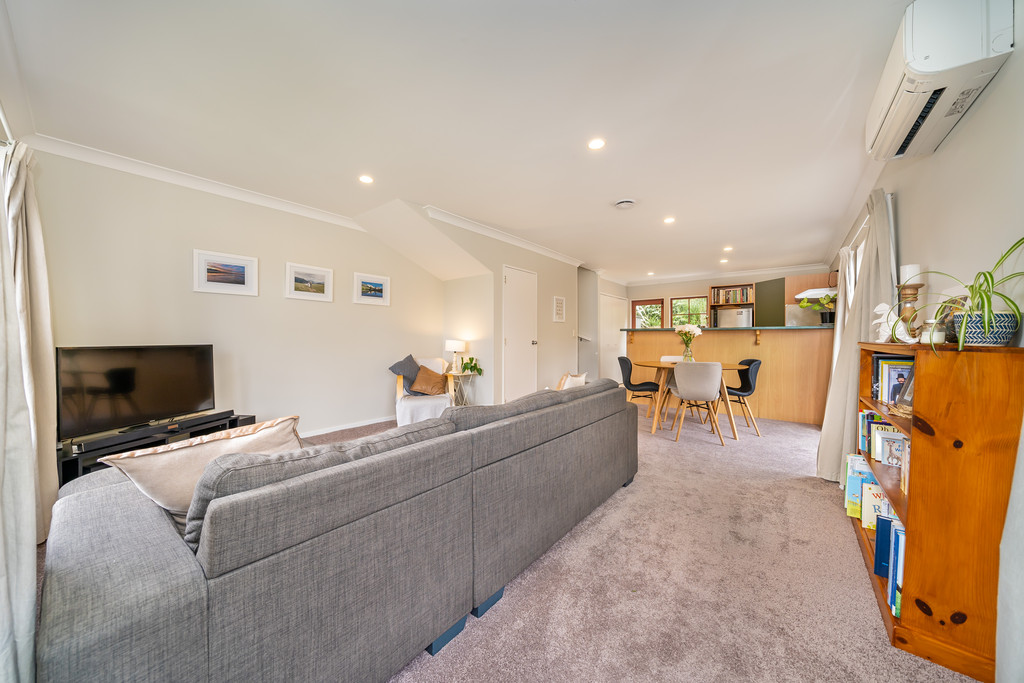 79a Woodhouse Avenue, Karori, Wellington, 2 habitaciones, 1 baños