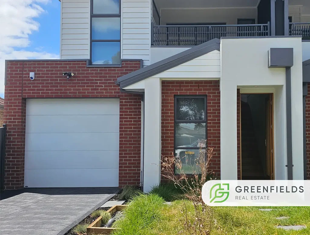 Modern Townhouse for Rent – Comfort and Convenience