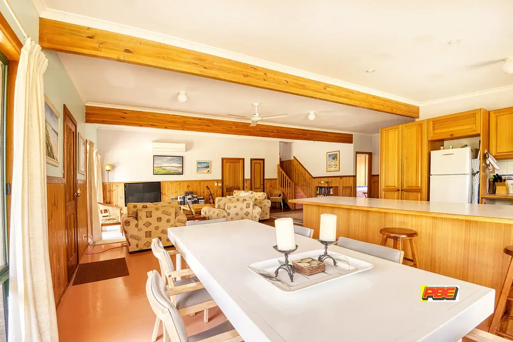 Venus Bay 4 Bedroom A unique blend of modern comfort and coastal charm