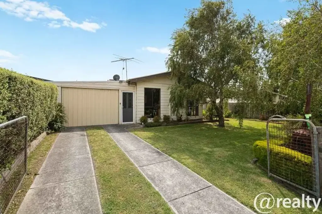 Corinella 3Moenga Peaceful Court Living with Space, Sustainability & Coastal Charm