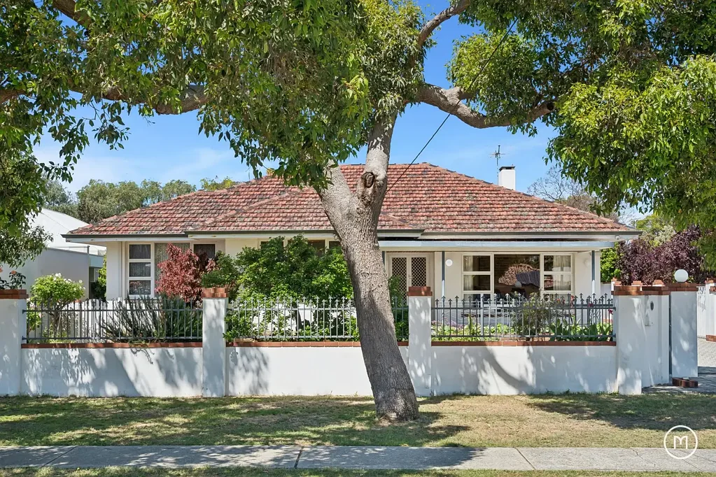 10 Malsbury Street, Bicton, WA 6157