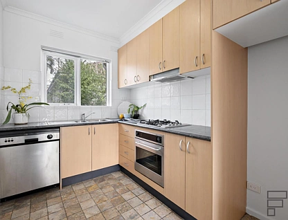 13/125 Kambrook Road, Caulfield North, Inner East Melbourne, 2 Schlafzimmer, 1 Badezimmer, Apartment