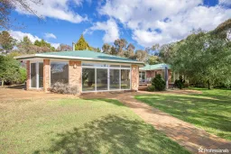 57 Translator Road, Armidale