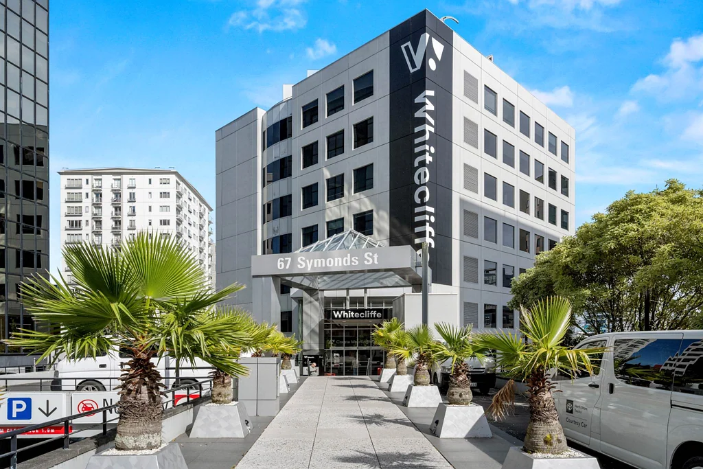 Auckland Central FULLY LEASED TOWER WITH 249 CAR PARKS