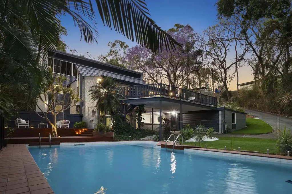 54 Jerrang Street, Indooroopilly, QLD 4068