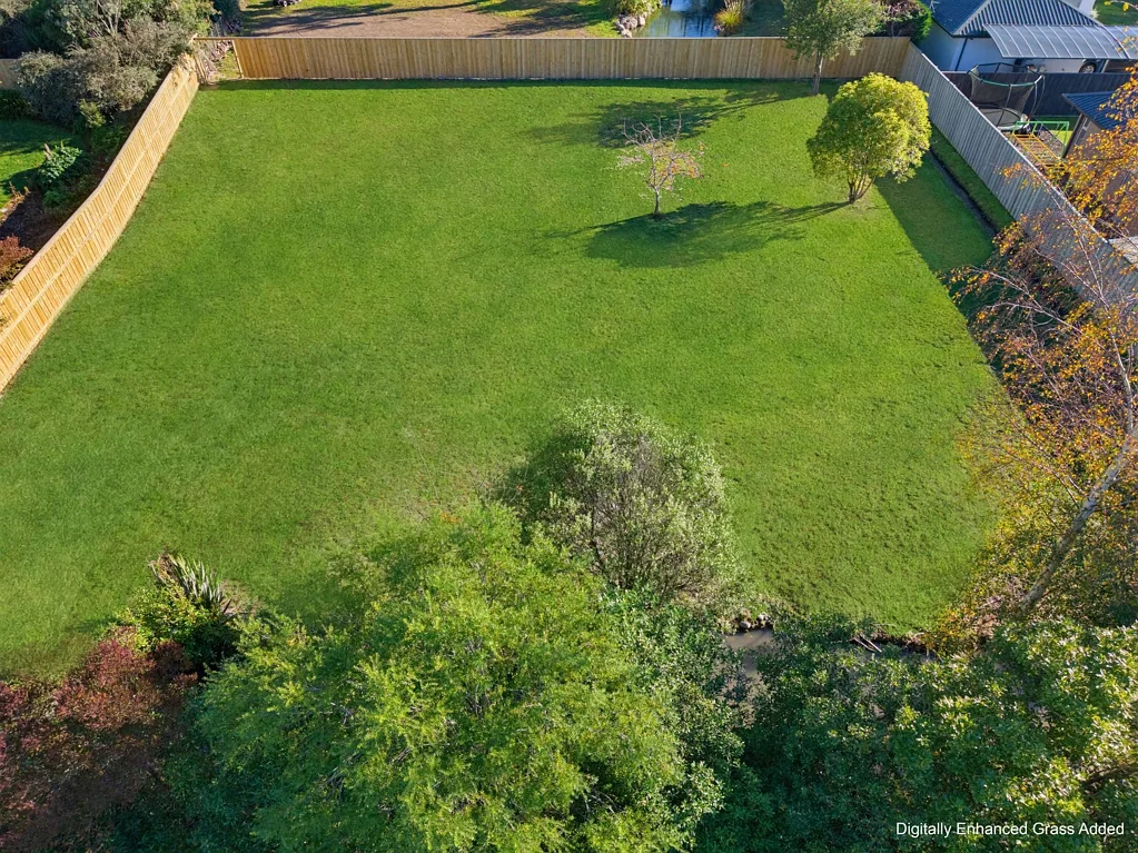 Rolleston Rolleston Blank Canvas with Rural Edge