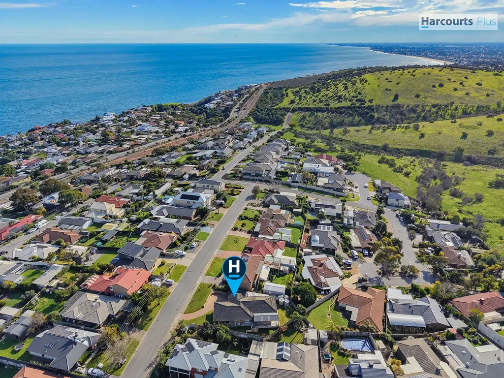 Hallett Cove 4 Slaapkamer Fresh, functional & ready for its next chapter!