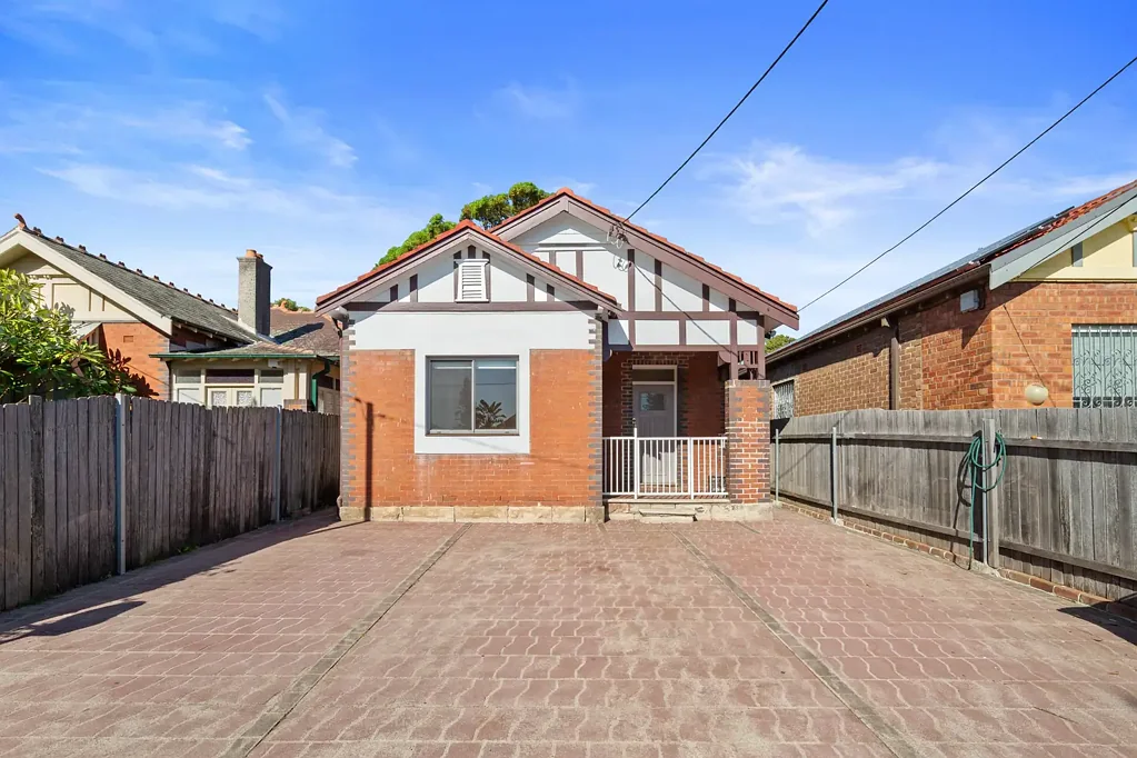 128 Forest Road, Arncliffe, NSW 2205
