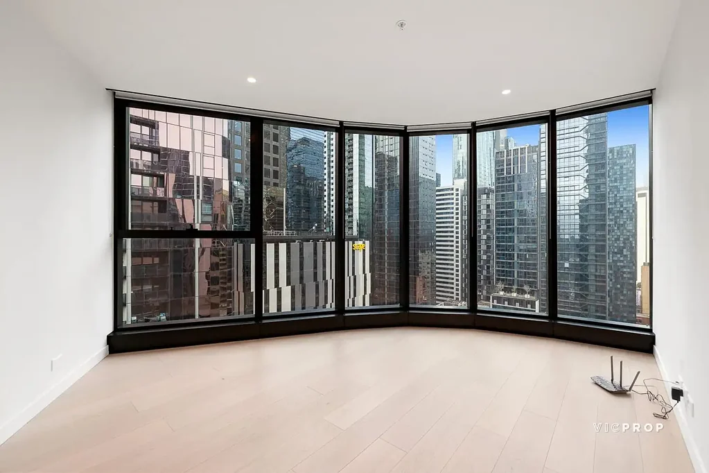 Melbourne 1 Bedroom Queens Place Luxury with Exclusive Resort-Style Indulgence