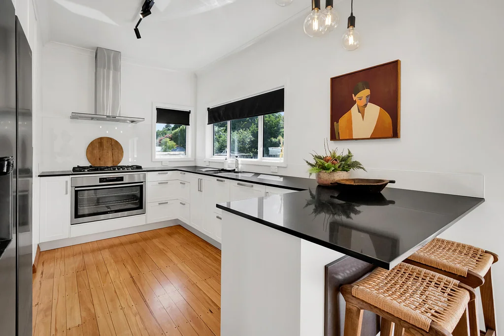 Brooklands 4房  Exceptional Brooklands Living...