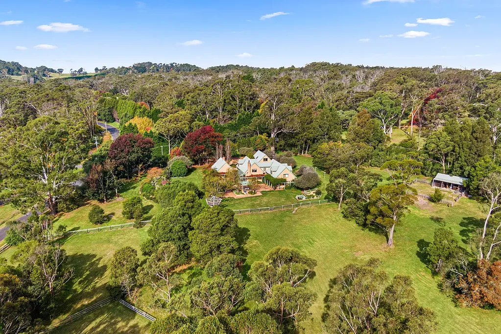 Bowral 5 Bedroom Prime Acreage in a Prestigious Pocket of Bowral