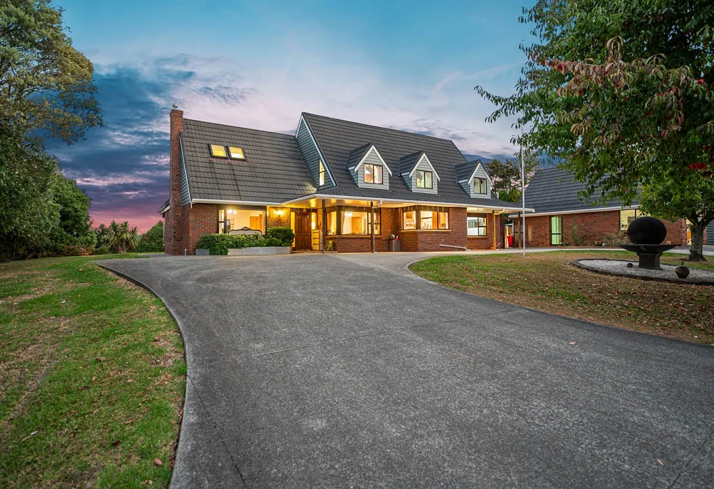 307 Duck Creek Road, Silverdale, Rodney, Auckland
