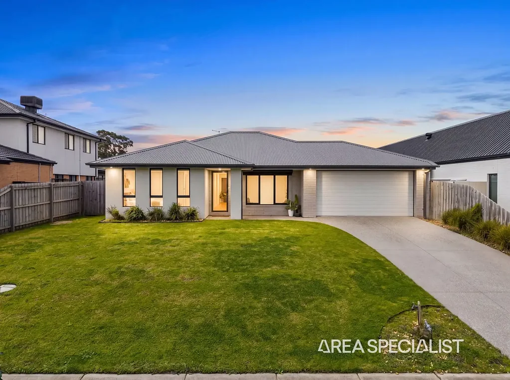 Lang Lang 4房  The Brief: Impressive Family Living in the Heart of Lang Lang