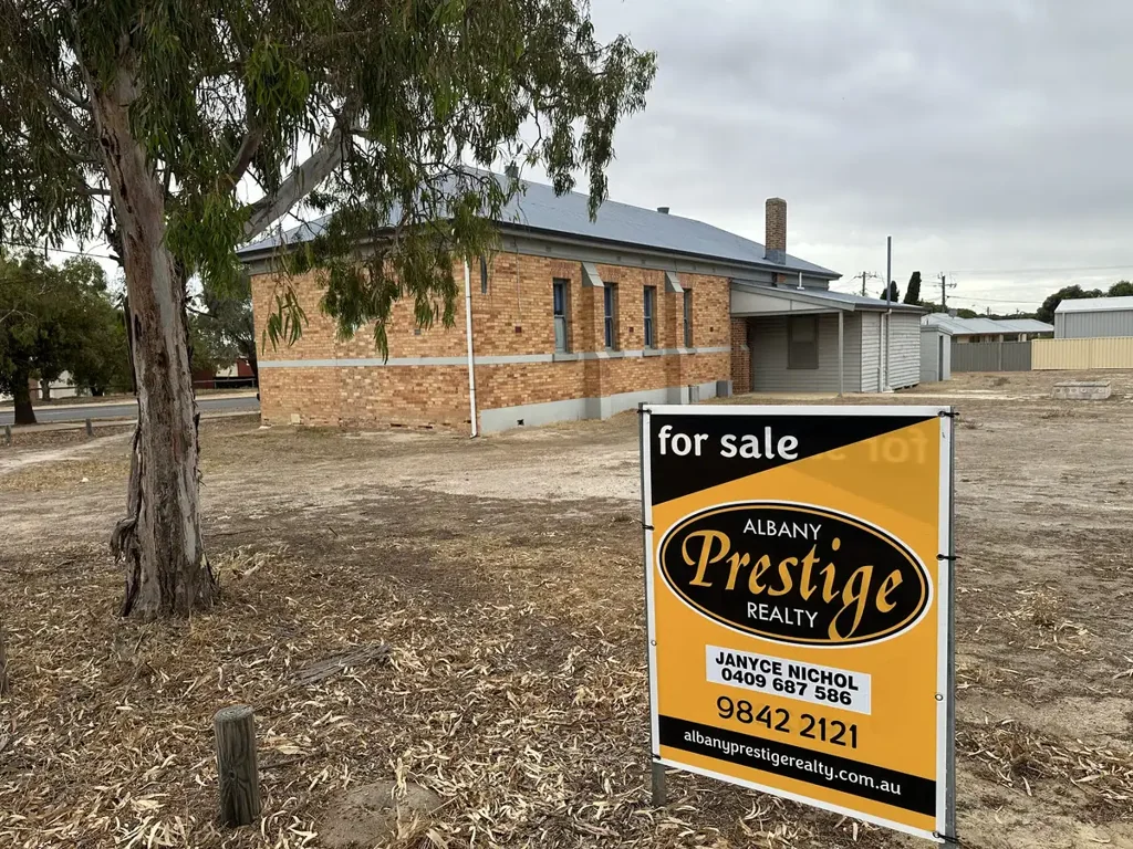 43 & 41 Whitehead Road, Gnowangerup, WA 6335