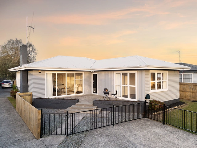 295B Cambridge Road, Hillcrest, Hamilton City