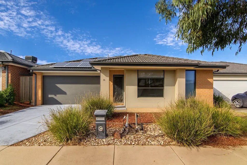 Remarkable family home with SOLAR!