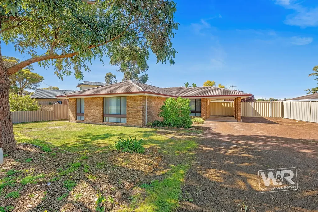 Bayonet Head 3 Bedroom SPACE, FLEXIBILITY & A LIFESTYLE LOCATION