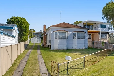 4 Bell Street, Booragul, NSW 2284, 2房, 1浴, House