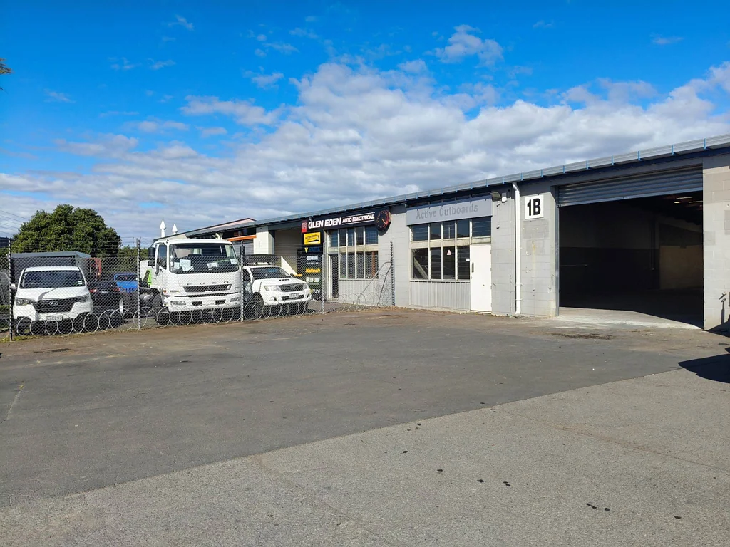 Glendene INDUSTRIAL WAREHOUSE