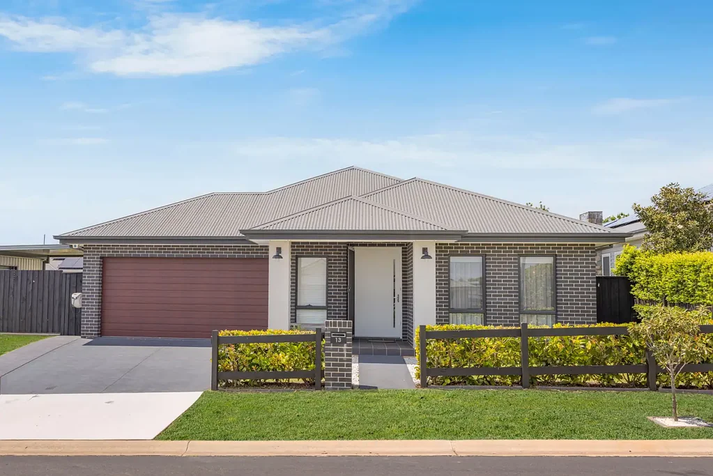 Wilton 4침실 Effortless Indoor-Outdoor Living in Bingara Gorge - With Option to Extend the Settlement Period