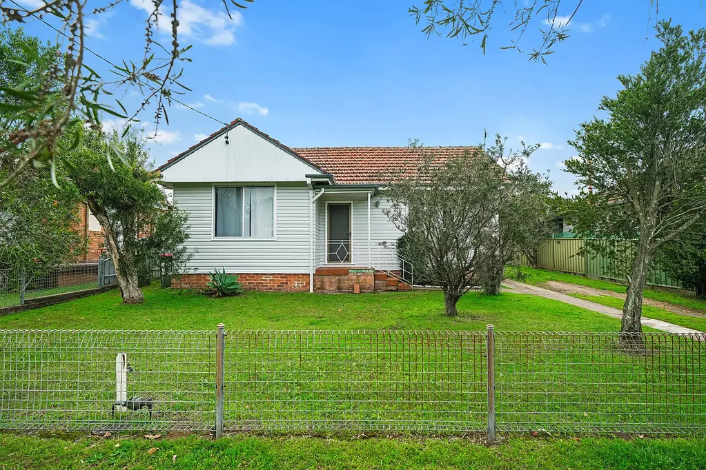 Rutherford 3房  A Great Opportunity in Convenient Rutherford