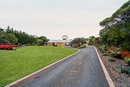 6-8 Bordeaux Court, Ocean Grove