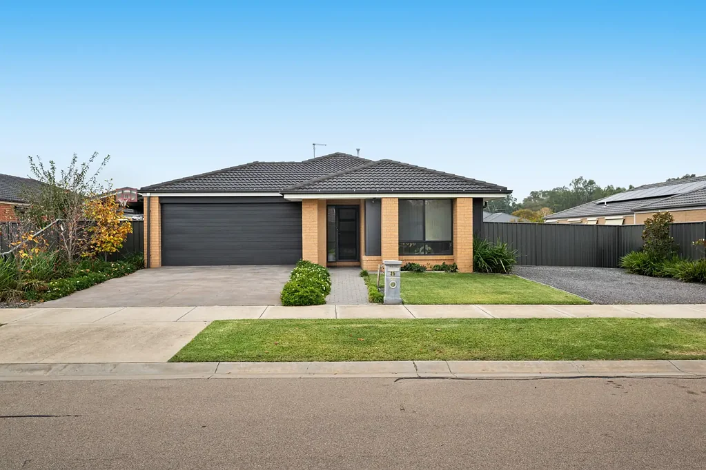 Wangaratta 4 Bedroom Stylish Family Living