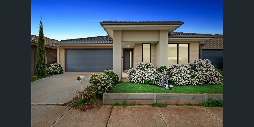 #38 Runcorn Crescent, Strathtulloh, VIC # Available for Lease