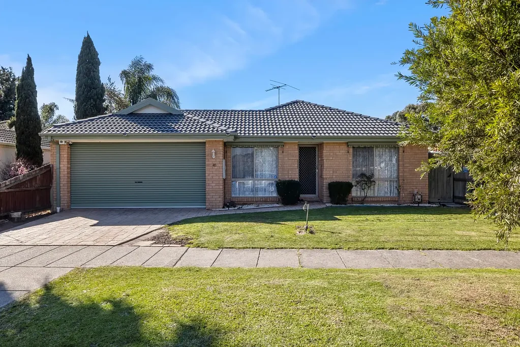 Ideal Family Home in a Prime Location with 10.5kW Solar & 40kWh Battery – Perfectly Situated Near All Amenities