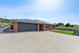 84A West Church Street, Deloraine