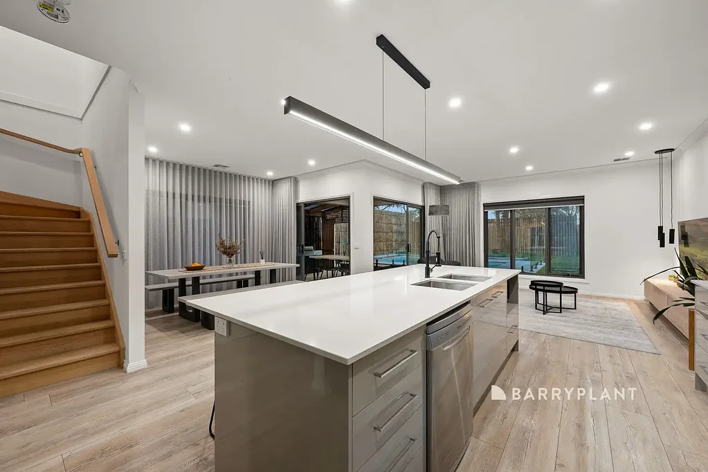 Cranbourne West 5Habitaciones Luxury Family Living Meets Resort-Style Relaxation