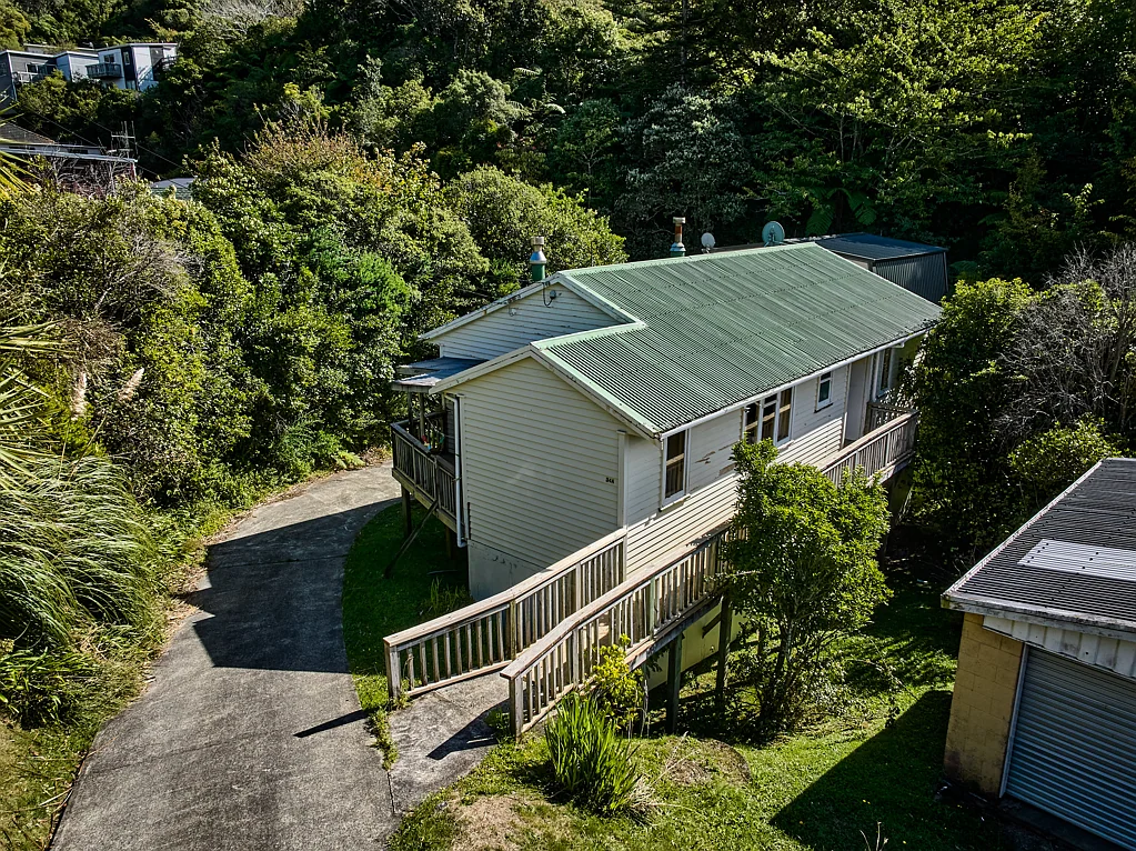 34A Lyndhurst Road, Tawa, Wellington City, Wellington