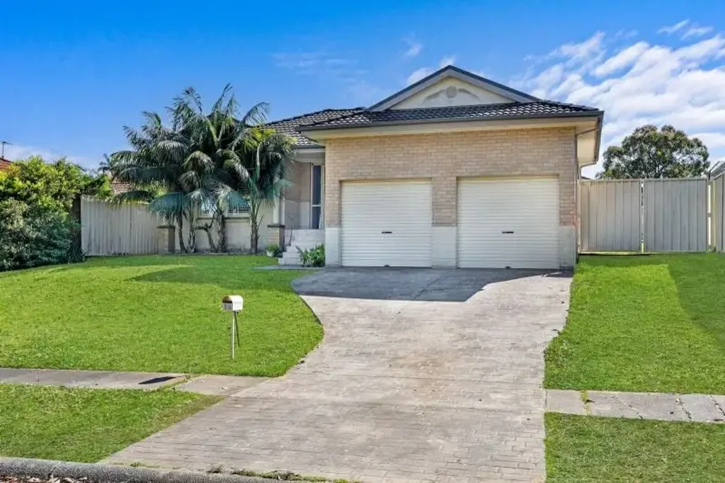 14 Roma Place, Woongarrah, NSW 2259