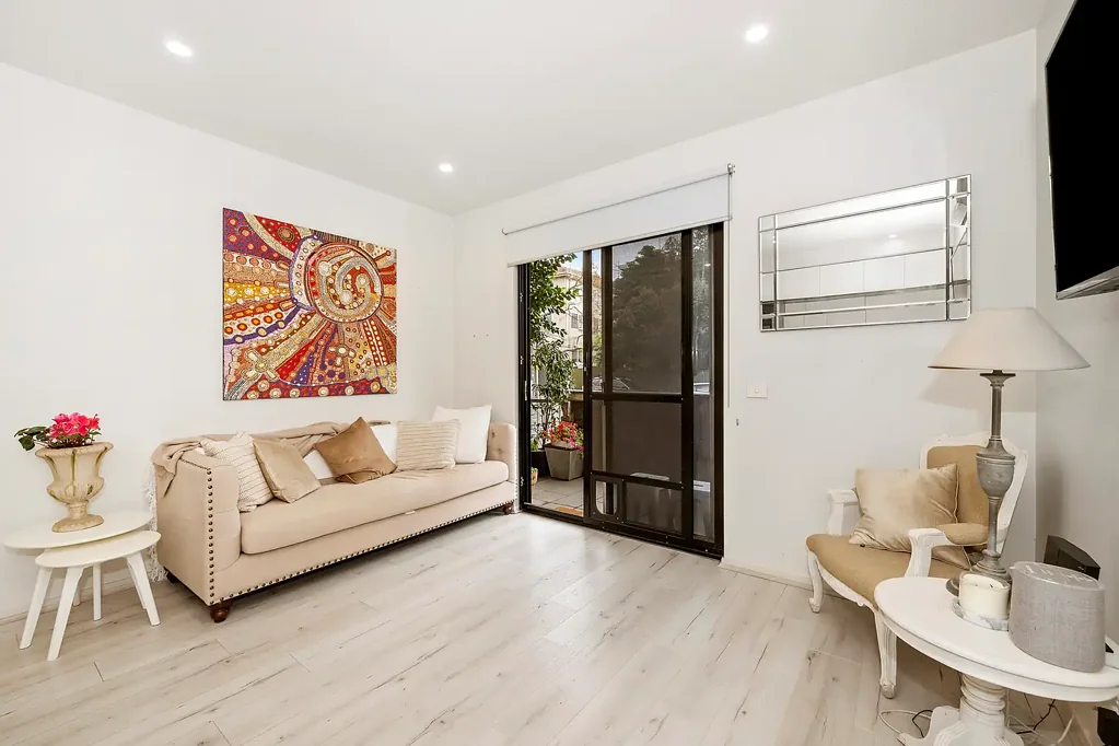 10/220 Barkly Street, St Kilda, VIC 3182