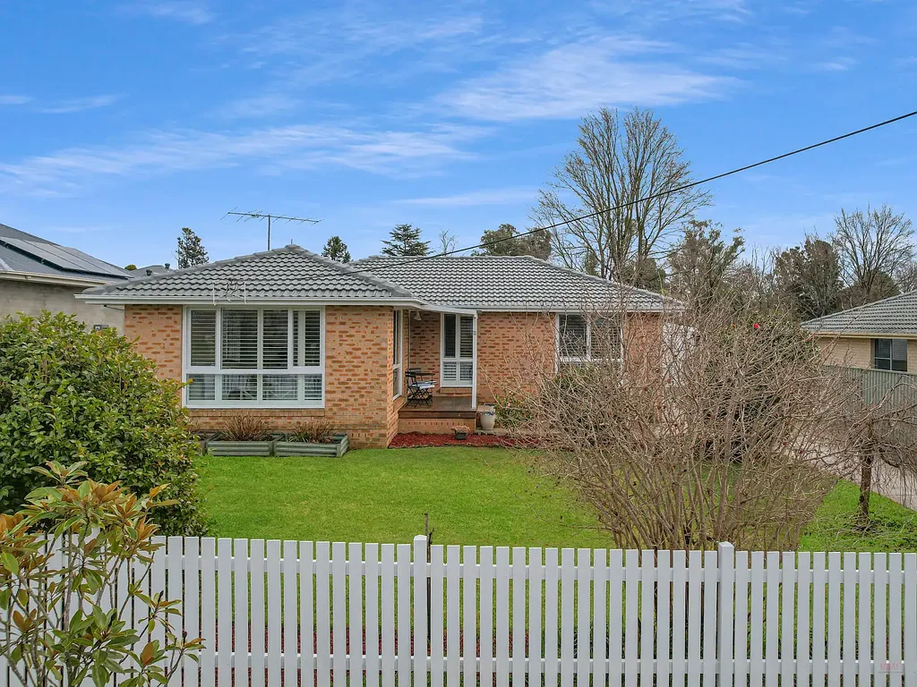 11 Wilson Street, Moss Vale, NSW 2577