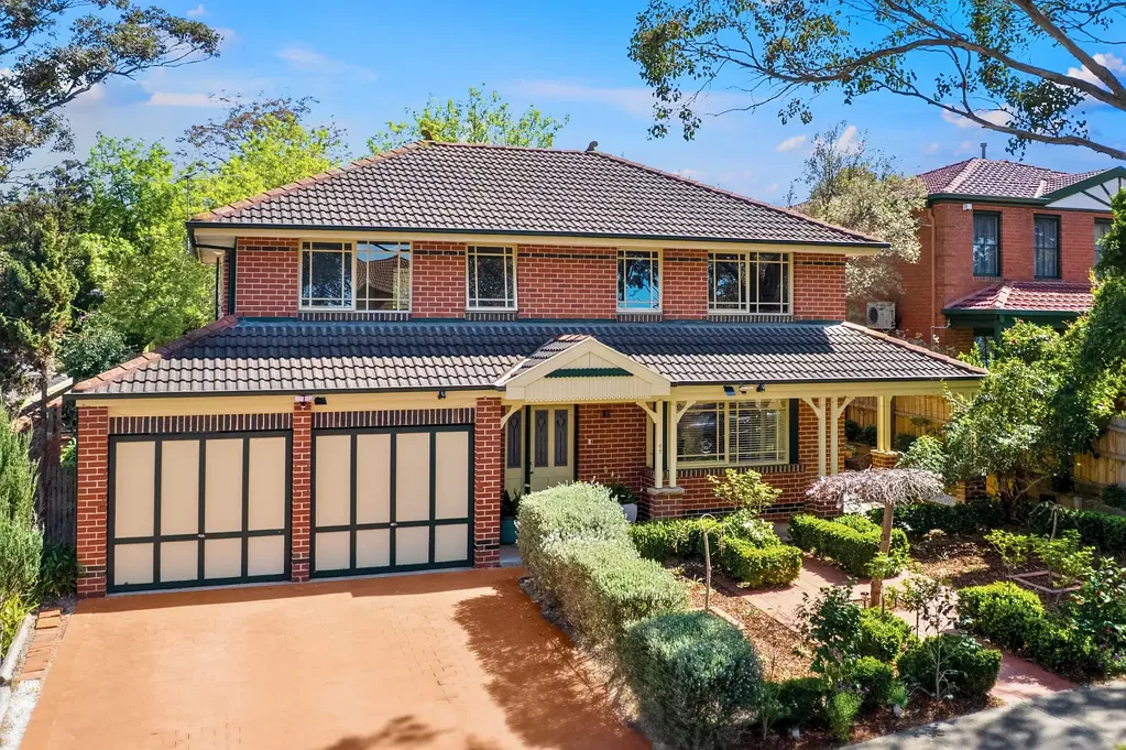 Burwood 4Zimmer Spacious Family Living with Thoughtful Upgrades in a Prime Lifestyle Location