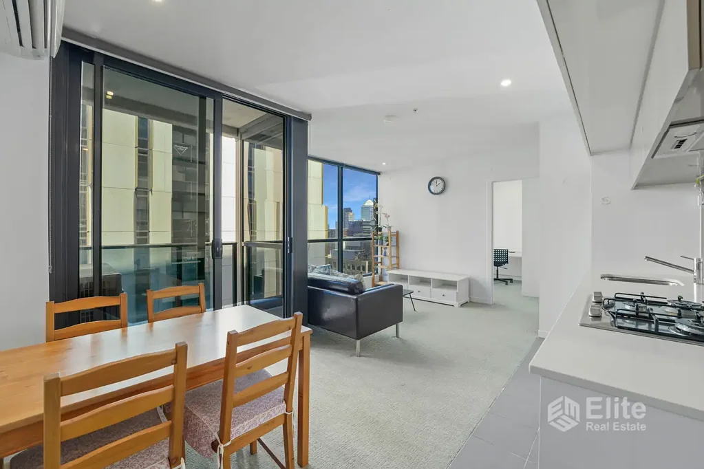 🌆 Sky-High Living in the Heart of the CBD 🌆