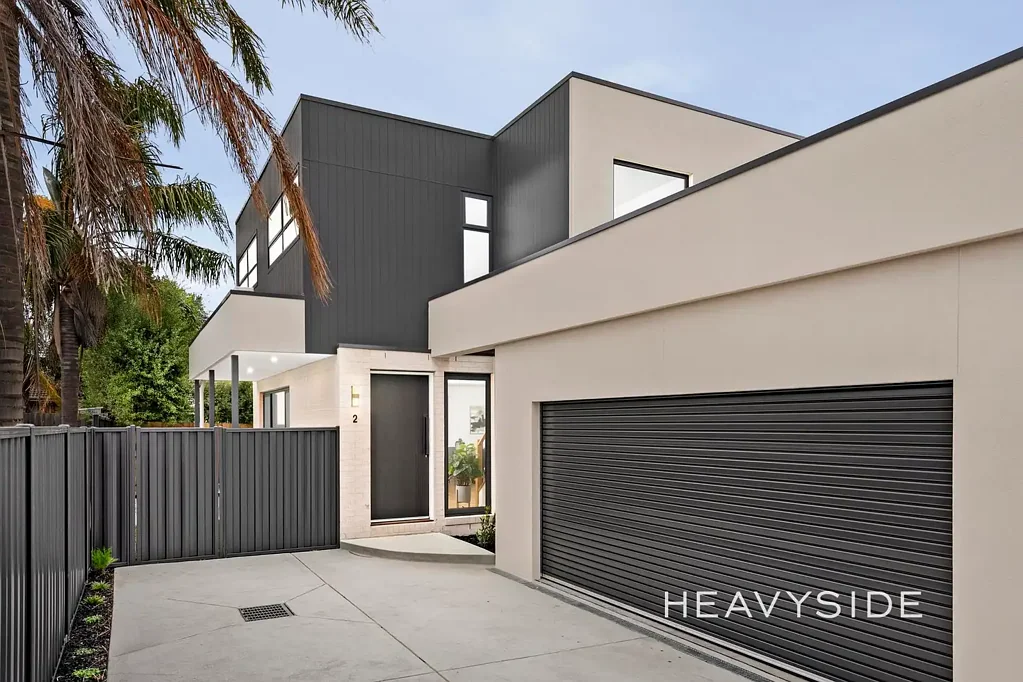 2/121 Surrey Road, Blackburn, VIC 3130