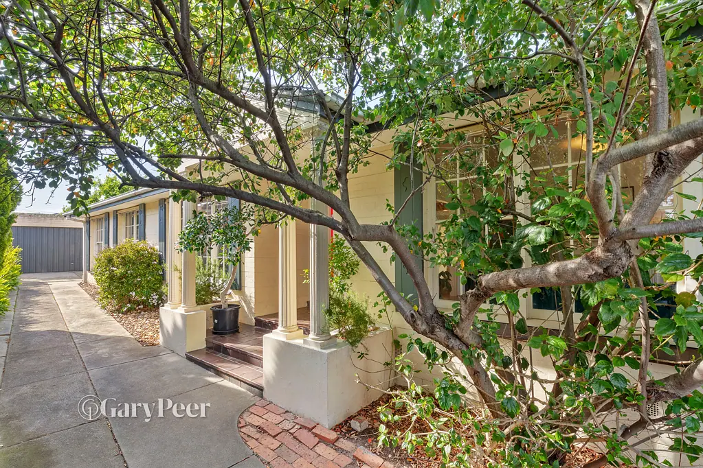 2 Elswill Street, Bentleigh East, VIC 3165