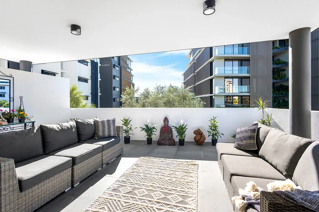 Maroochydore 2ห้องนอน Luxury Apartment Living in Prestigious Avalon by Mosaic