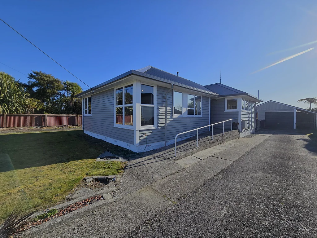 Hokitika 3房  Well maintained home with spacious backyard